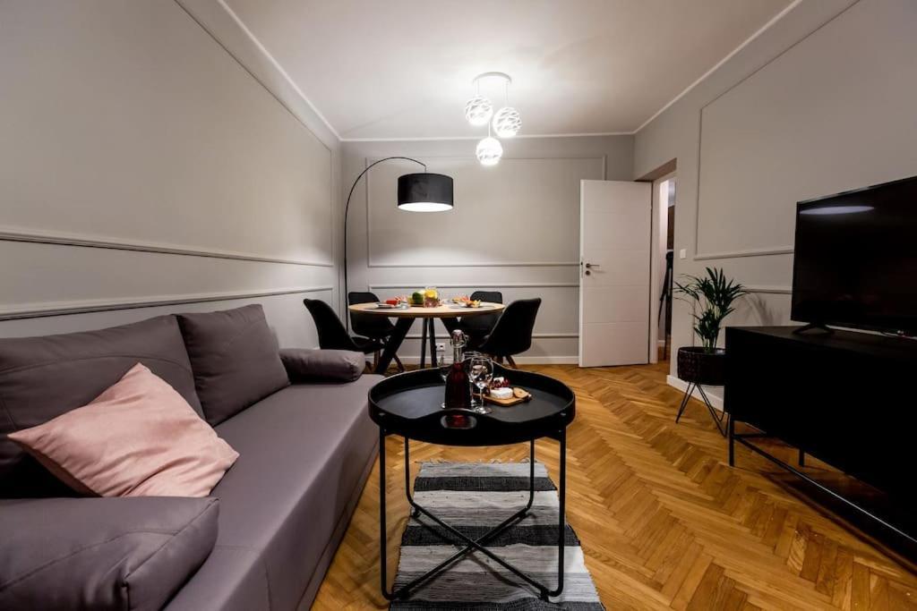 Elegant, Comfortable In The Heart Of Warsaw!アパートメント エクステリア 写真